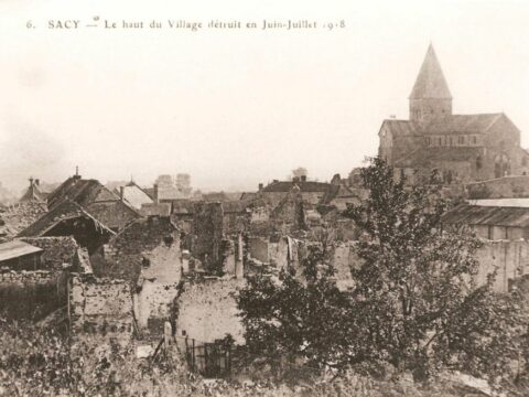 Le village de Sacy (carte postale)